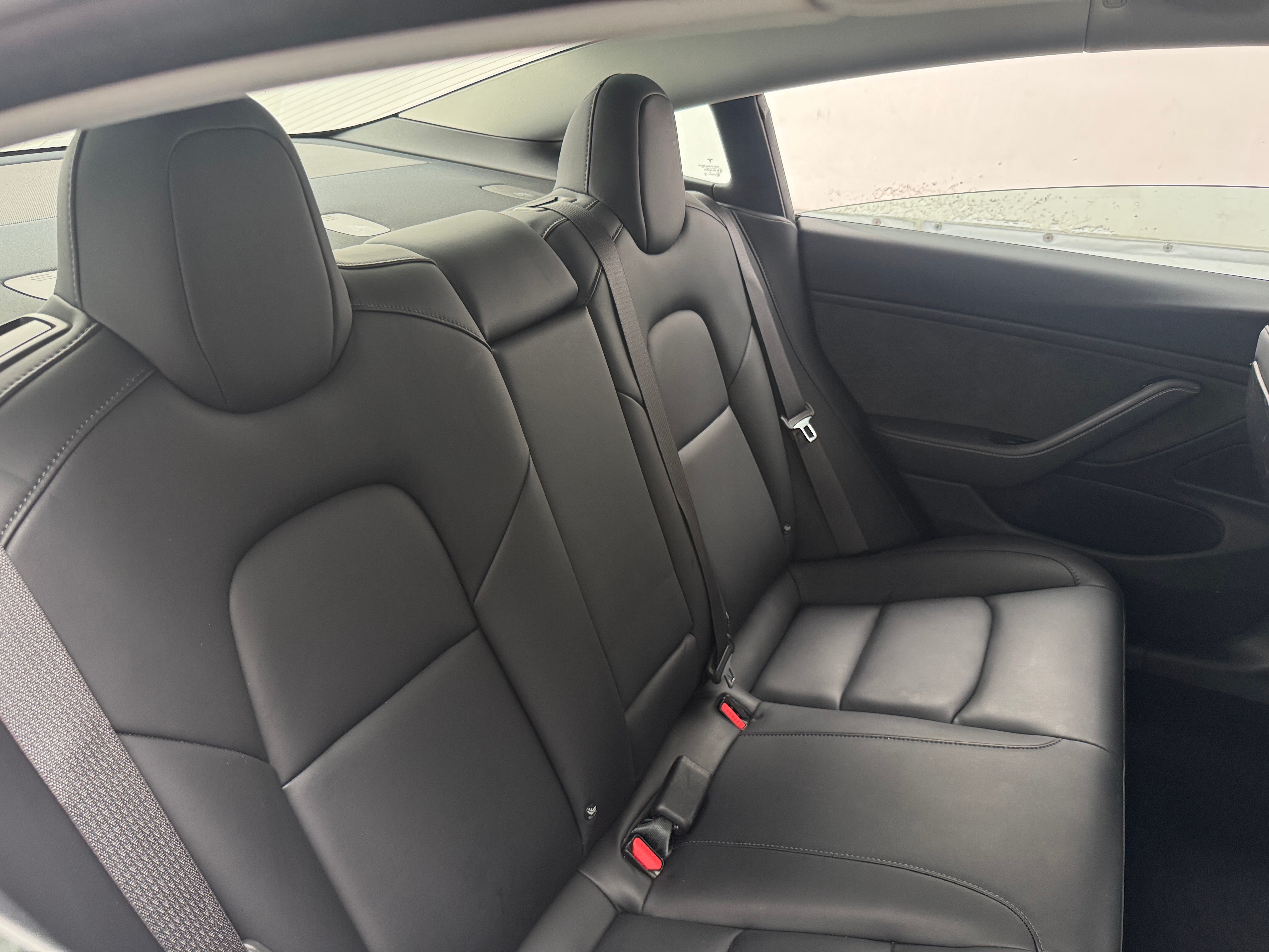 tesla model 3 2018 5YJ3E1EA6JF037840 image tesla model 3 2018 5YJ3E1EA6JF037840 image
